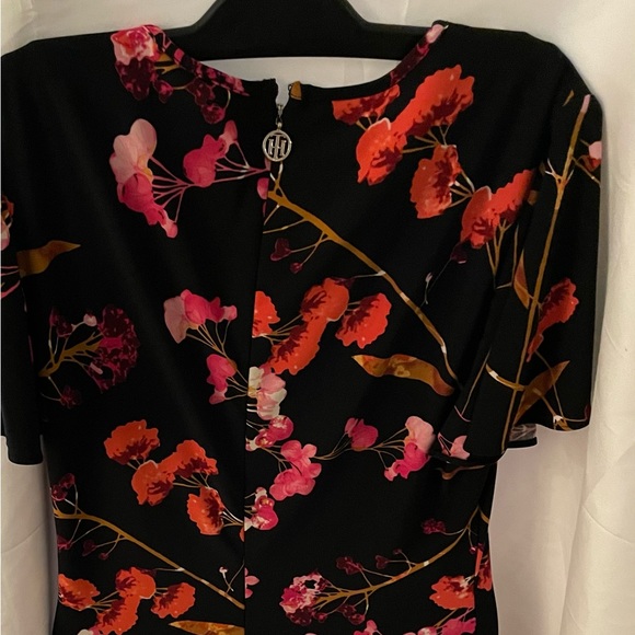 Tommy Hilfiger Dress Size 2 NEW - Picture 2 of 3